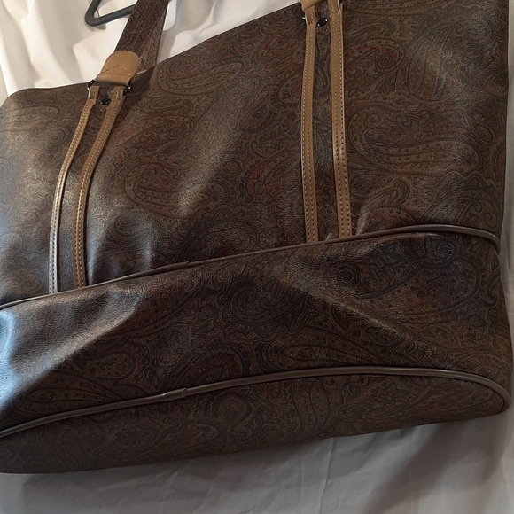 Bag - Picture 2 of 7